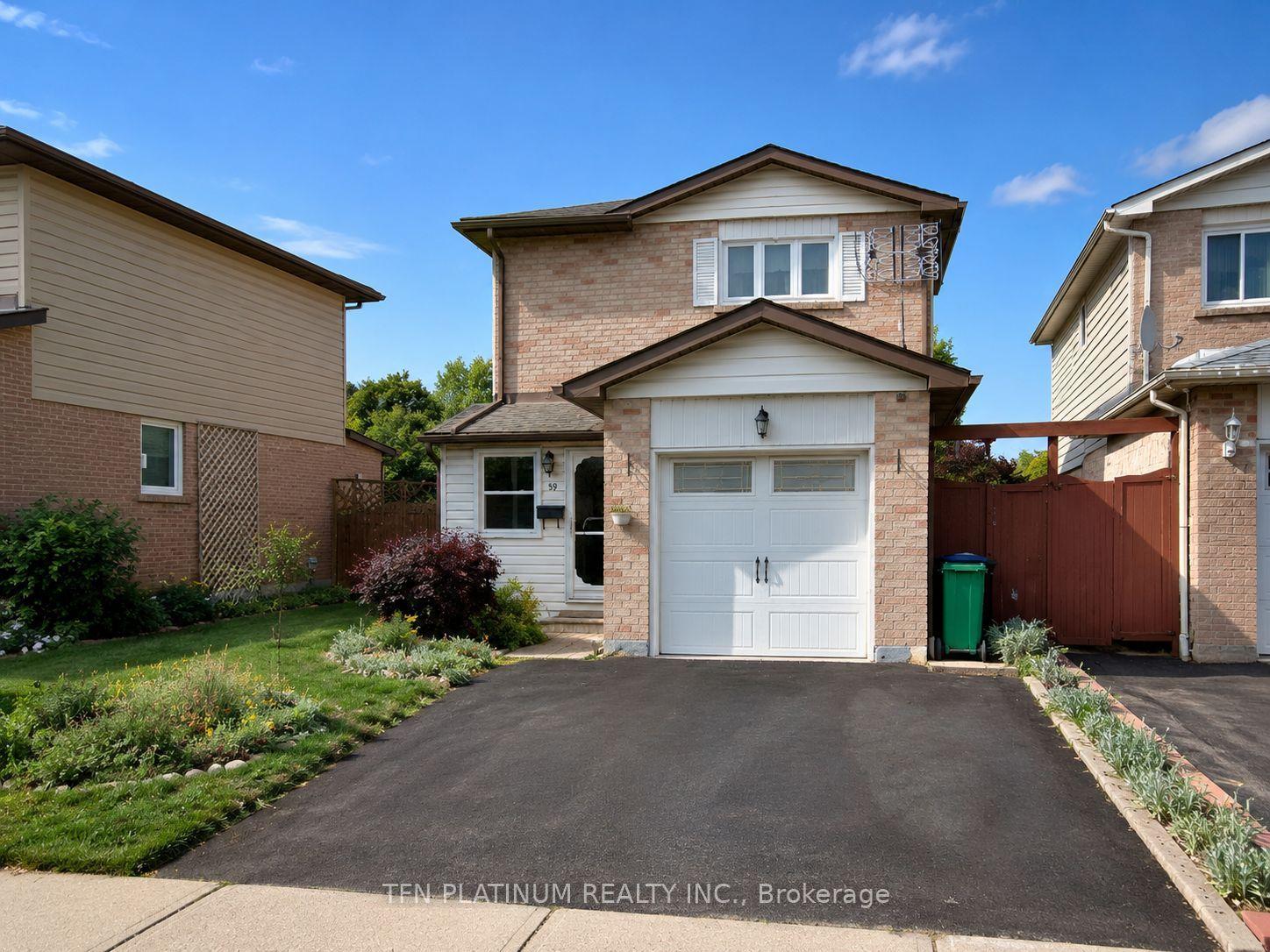 59 Martindale Crescent — photo 1