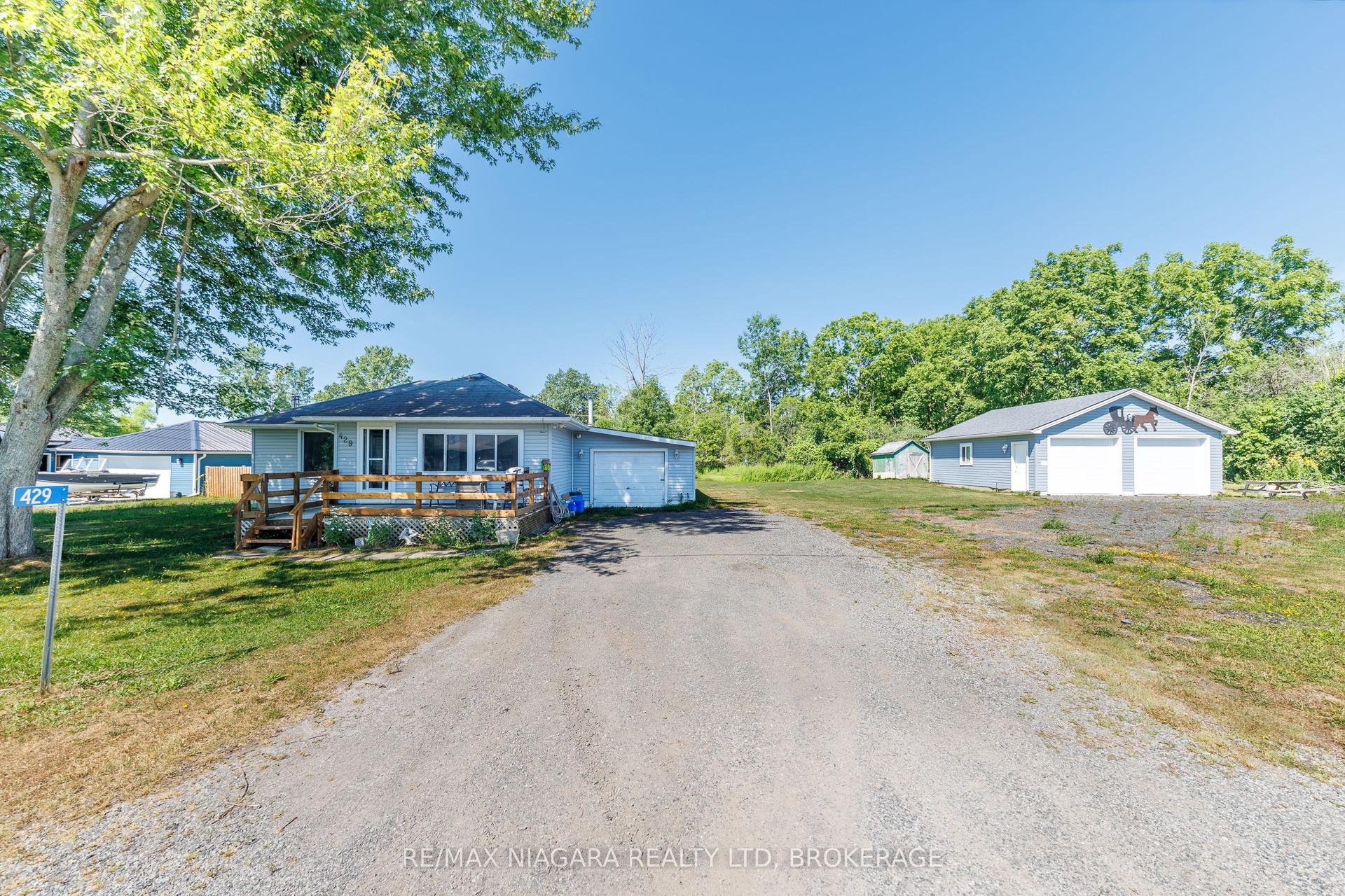 429 Delaware Avenue, Fort Erie — Detached for sale, photo 1