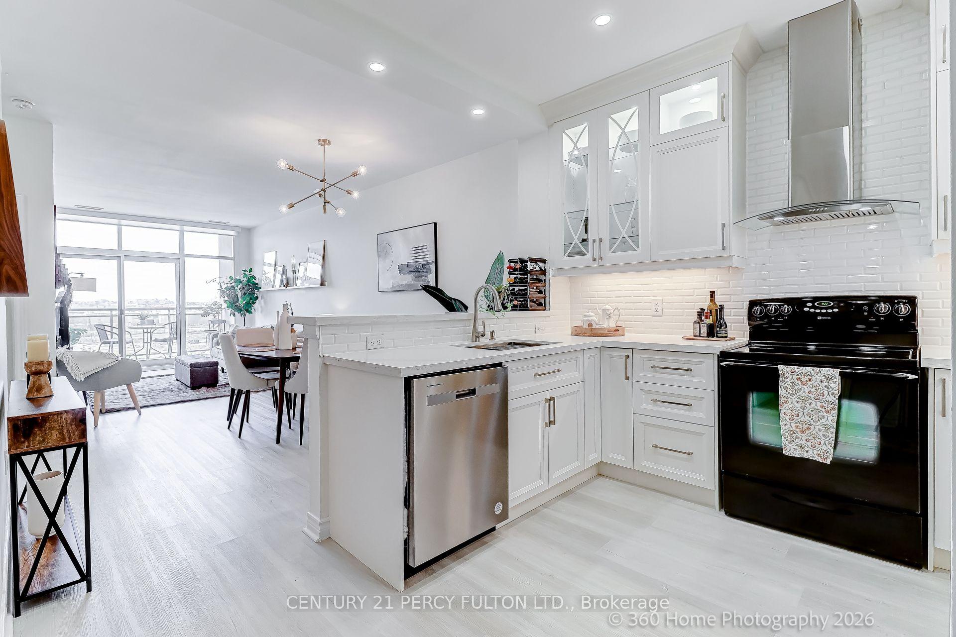 1 Leaside Park Drive 604 #604 — photo 1