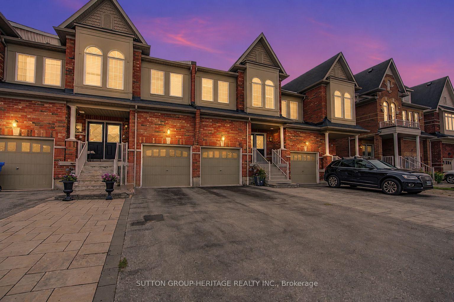 15 Clarinet Lane, Whitchurch-Stouffville — Townhouse for sale, photo 1