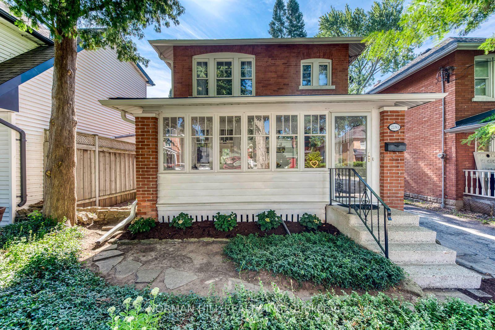 2180 Caroline Street, Burlington — Detached for sale, photo 1