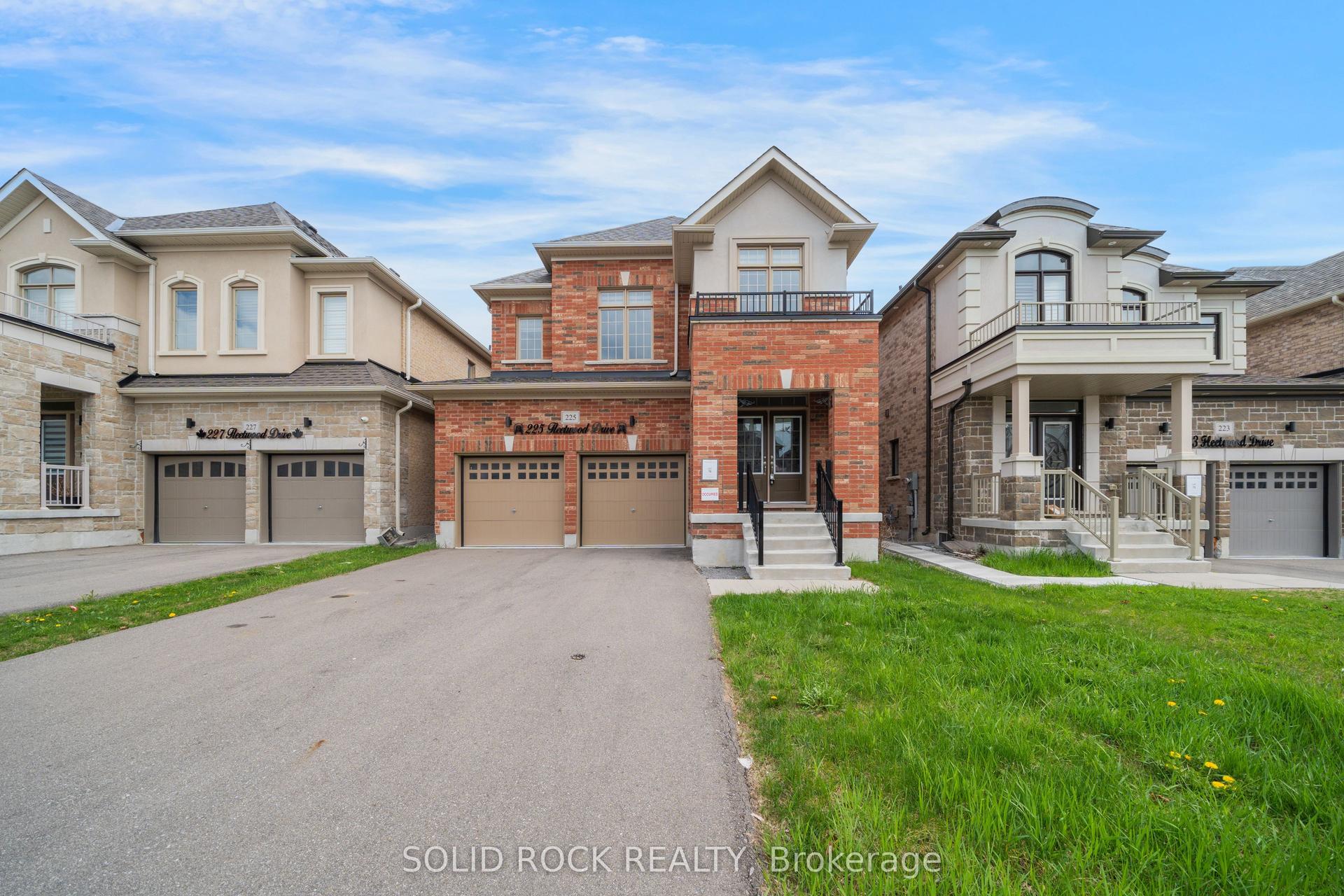 225 Fleetwood Drive — photo 1