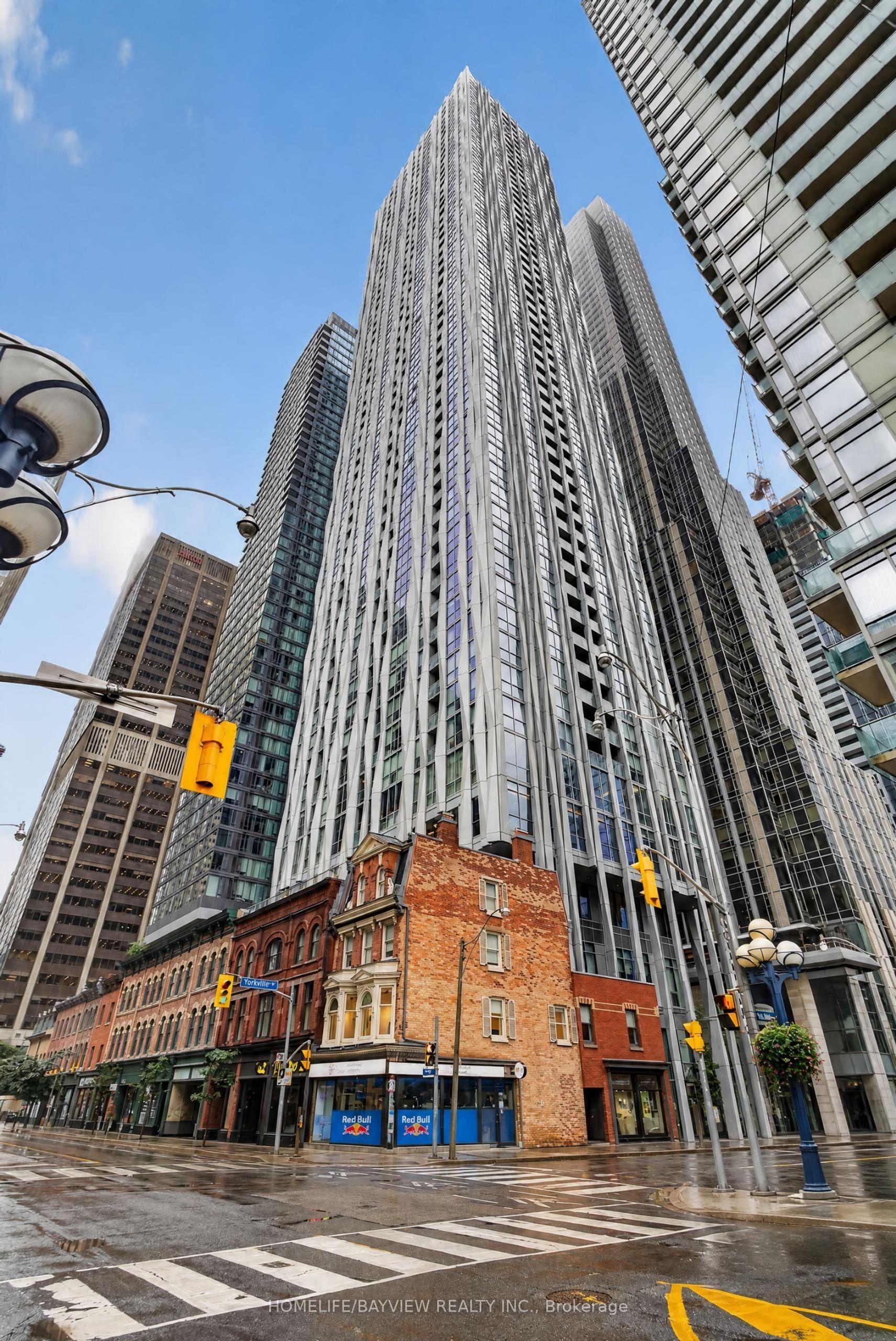 1 Yorkville Avenue 1 #1, Toronto — Condo for lease, photo 1