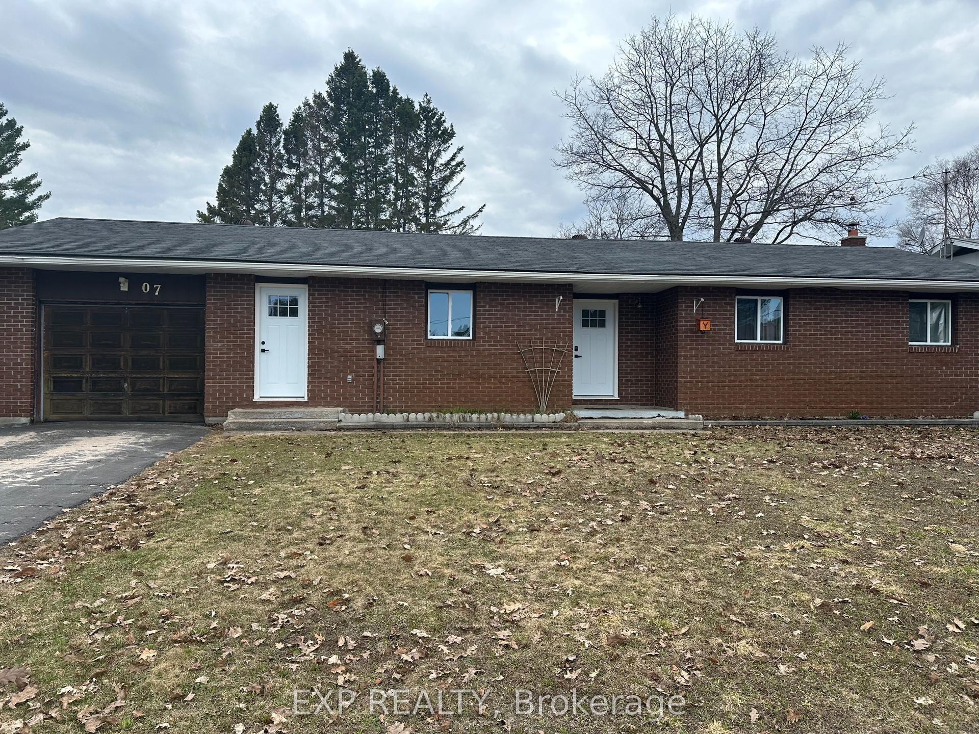 7 Fitz Avenue — photo 1