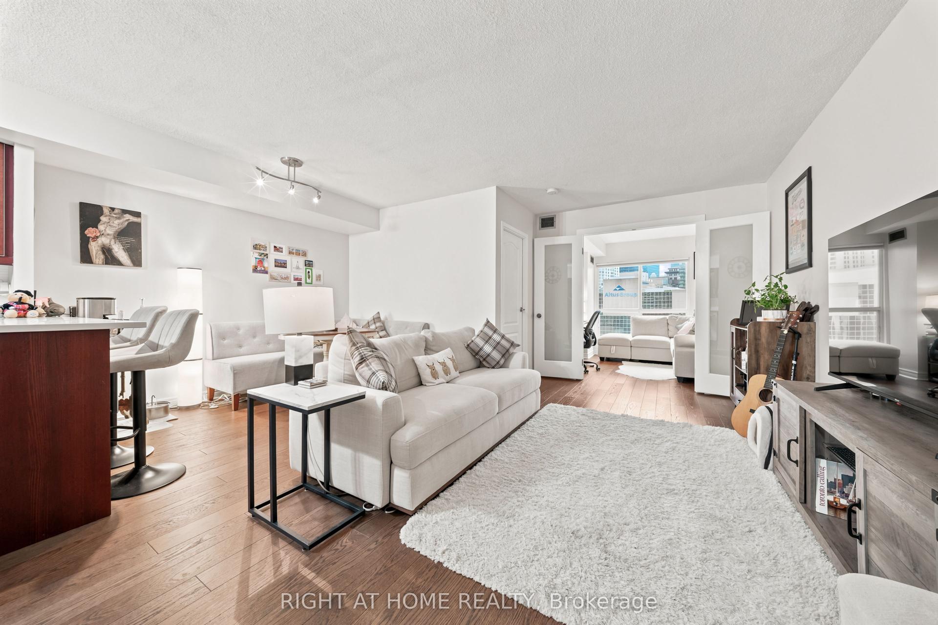 25 The Esplanade N/A 1610 #1610, Toronto — Condo for lease, photo 1