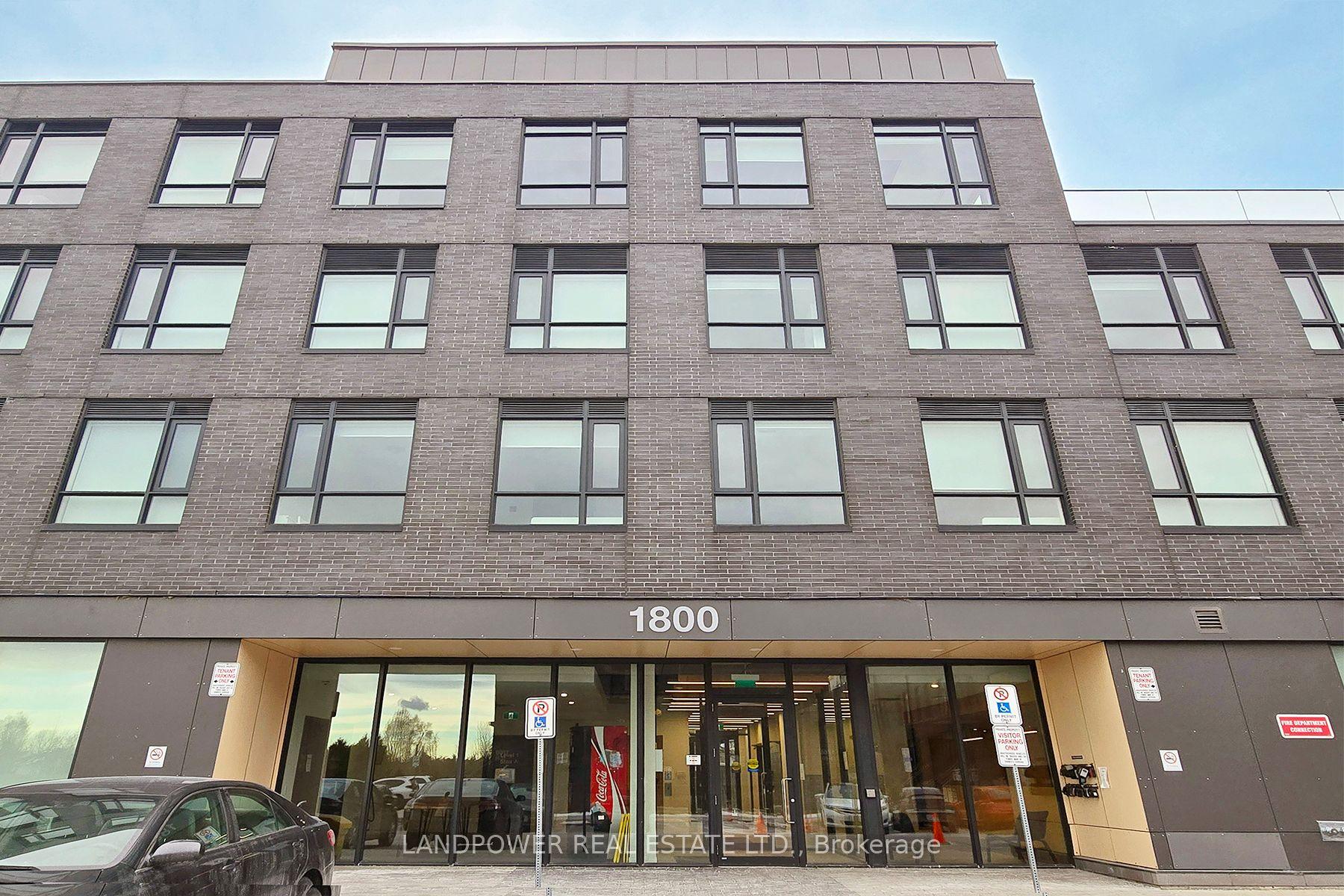 1800 Simcoe Street N 313 #313 — photo 1