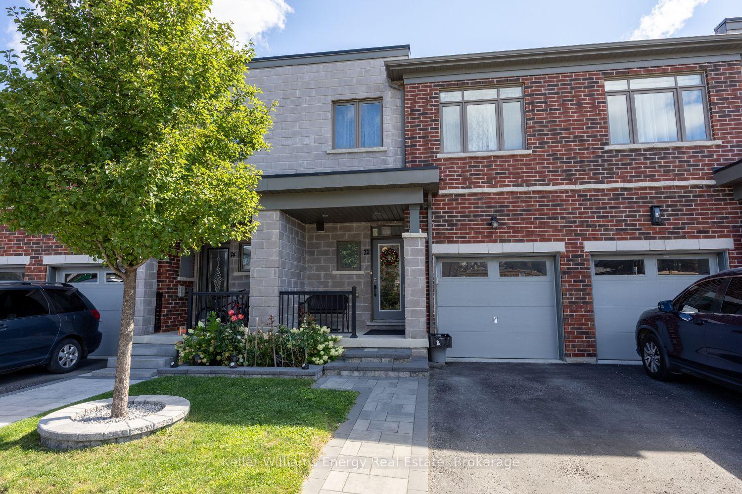 72 Longshore Way, Whitby — Townhouse for lease, photo 1