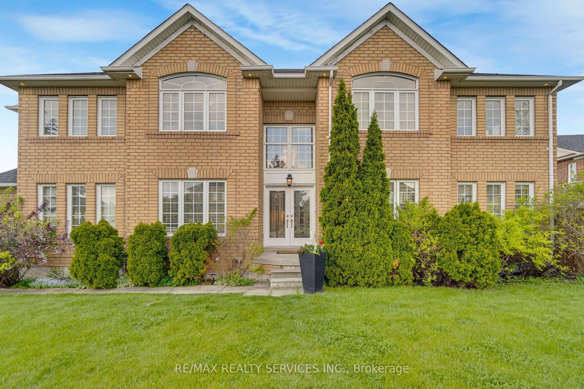 7419 Black Walnut Trail, Mississauga — Detached for sale, photo 1