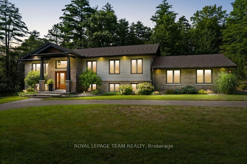 5 PEGGS Lane, McNab/Braeside — Detached for sale, photo 1