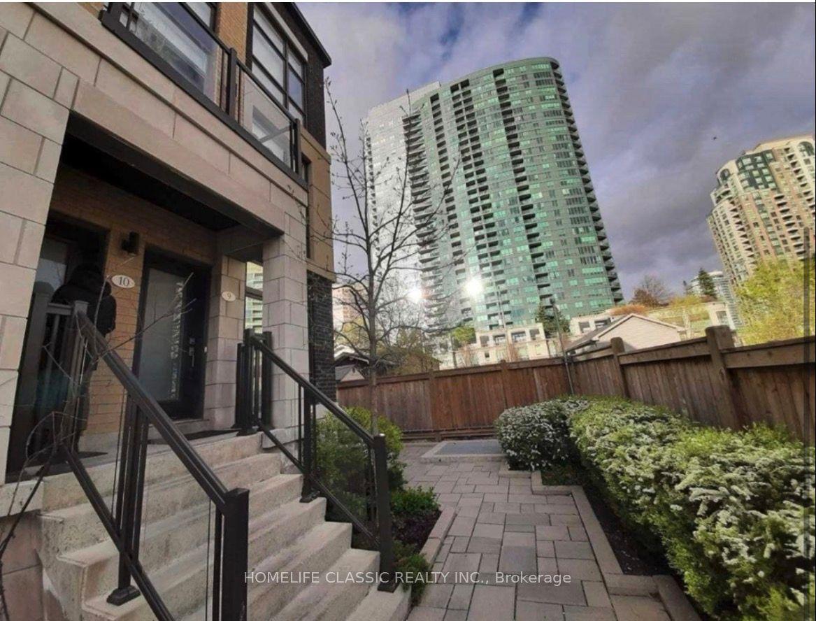 11 Eldora Avenue 9 #9 — photo 1