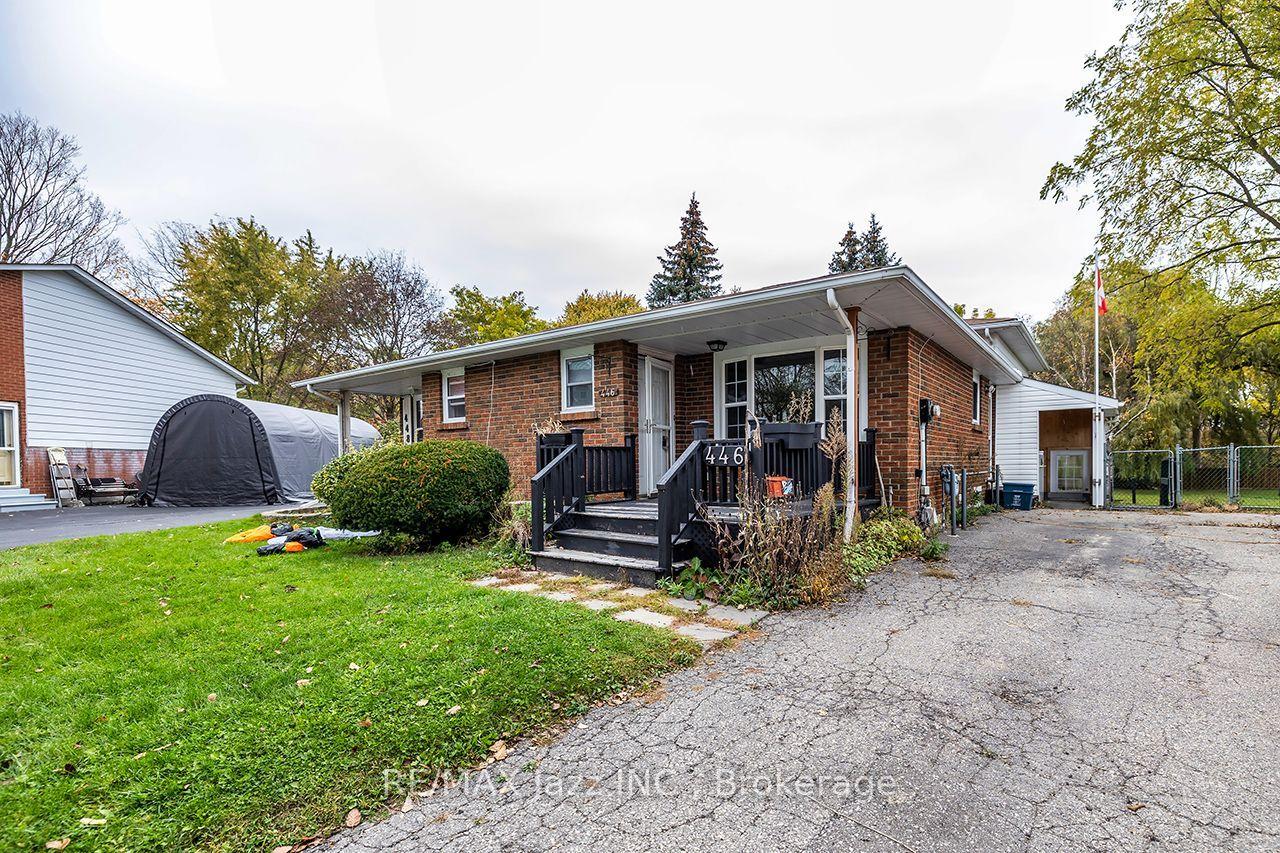 446 Brest Court, Oshawa — Semi-Detached for sale, photo 1