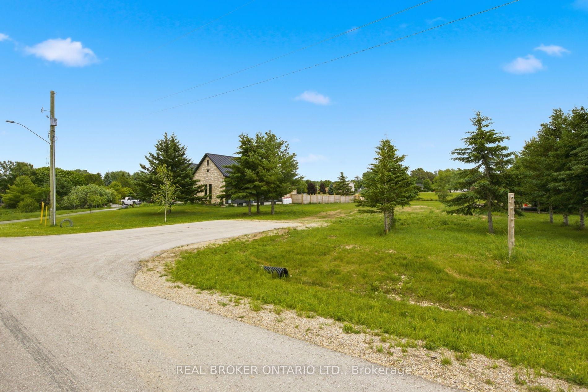 1022 Currie (Whole Lot) Street — photo 1