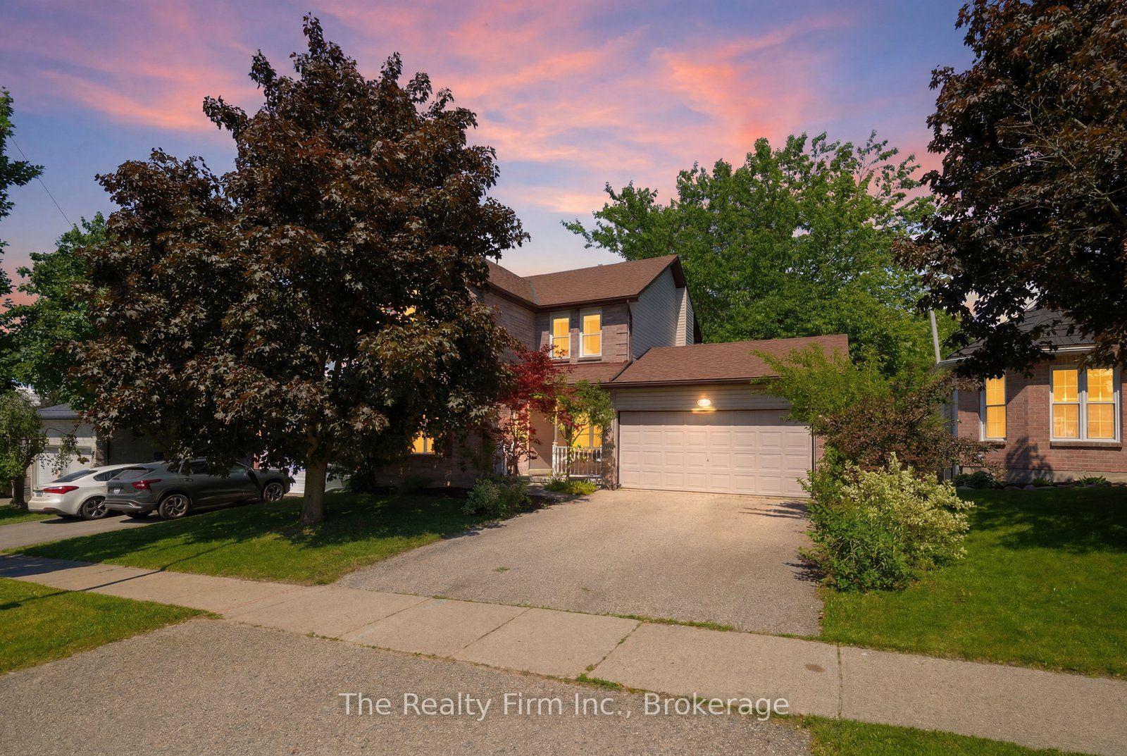 125 Anderson Street — photo 1