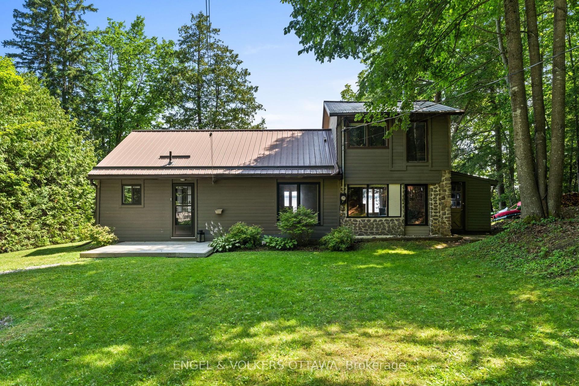 167 Barrett Chute Road, Greater Madawaska — Detached for sale, photo 1
