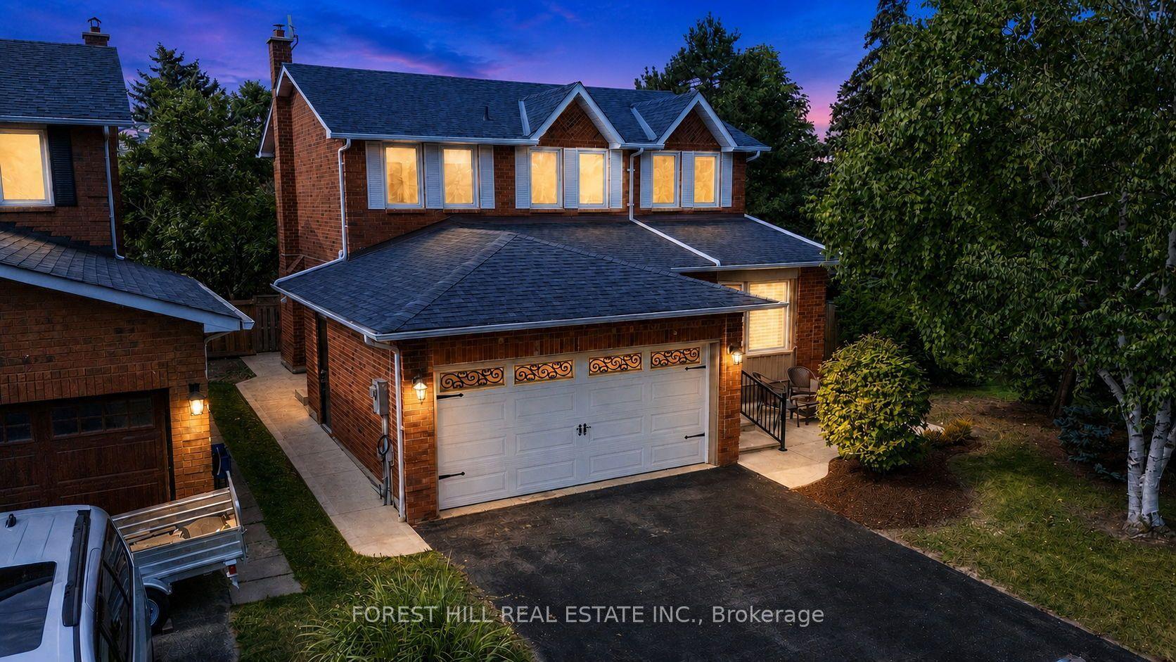 26 Pretty Place, Brampton — Detached for sale, photo 1
