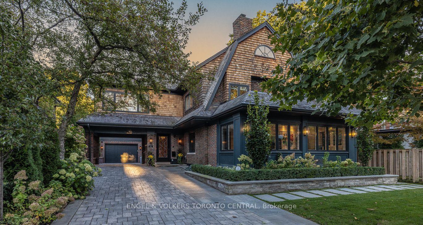 1 Bryce Avenue, Toronto — Detached for sale, photo 1