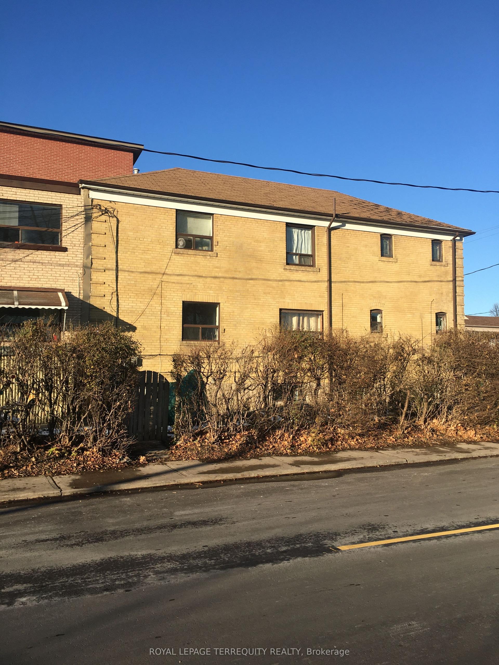 118 Christie Street Unit 3 #Unit 3, Toronto — Multiplex for lease, photo 1