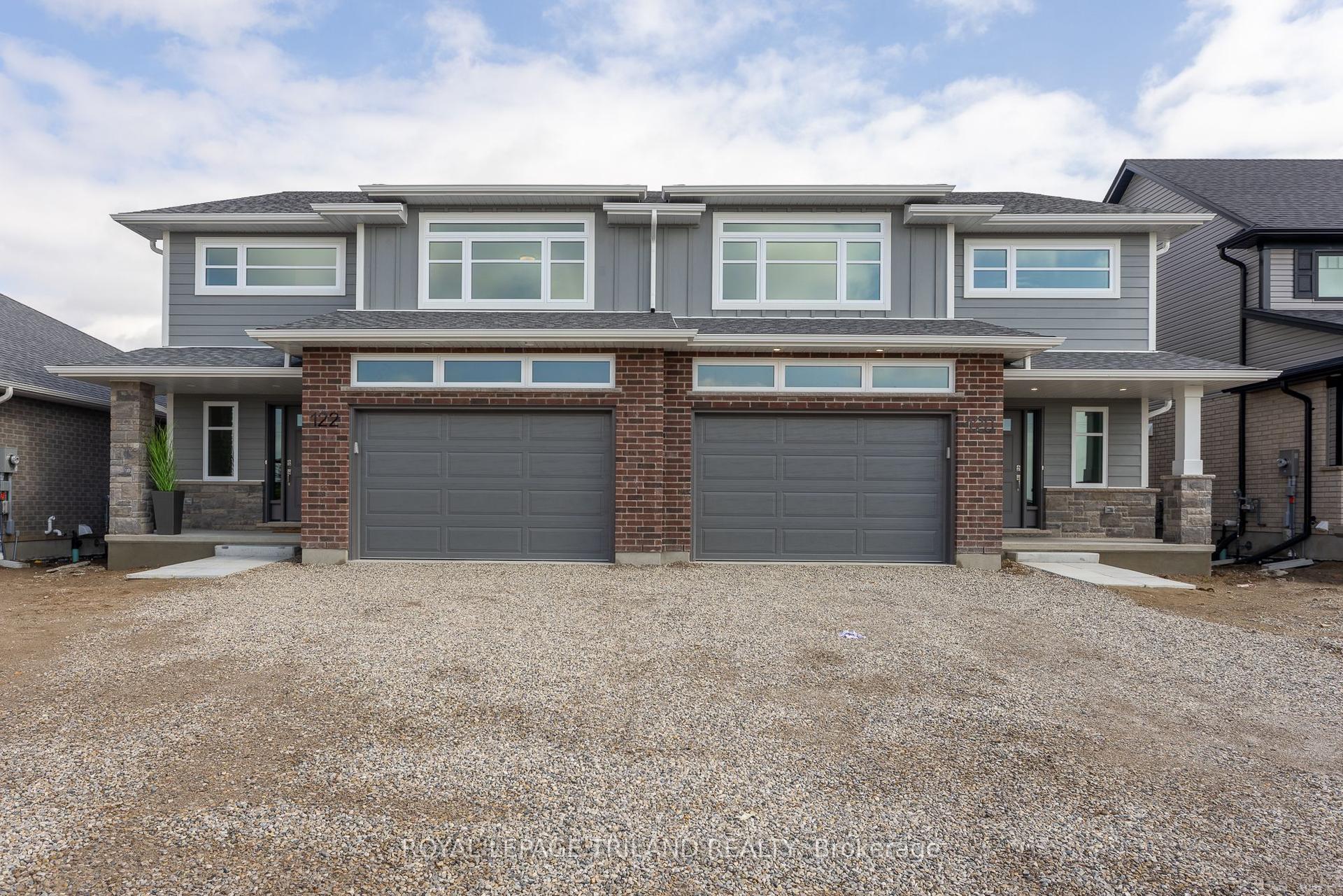 122 STYLES Drive — photo 1