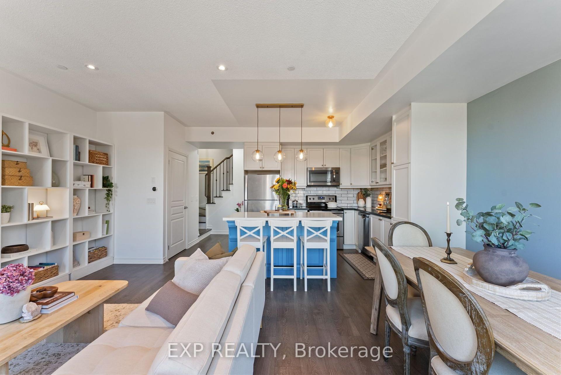 145 Long Branch Avenue 6 #6, Toronto — Condo Town for sale, photo 1