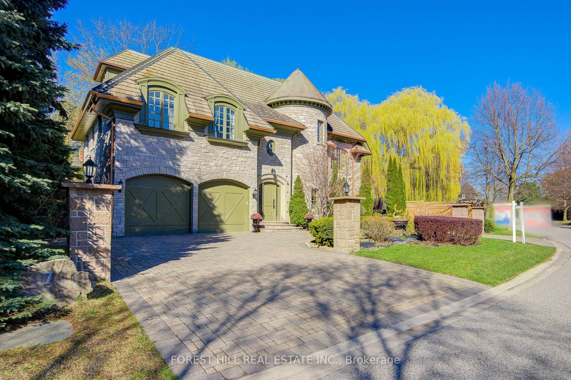7 Legacy Court — photo 1