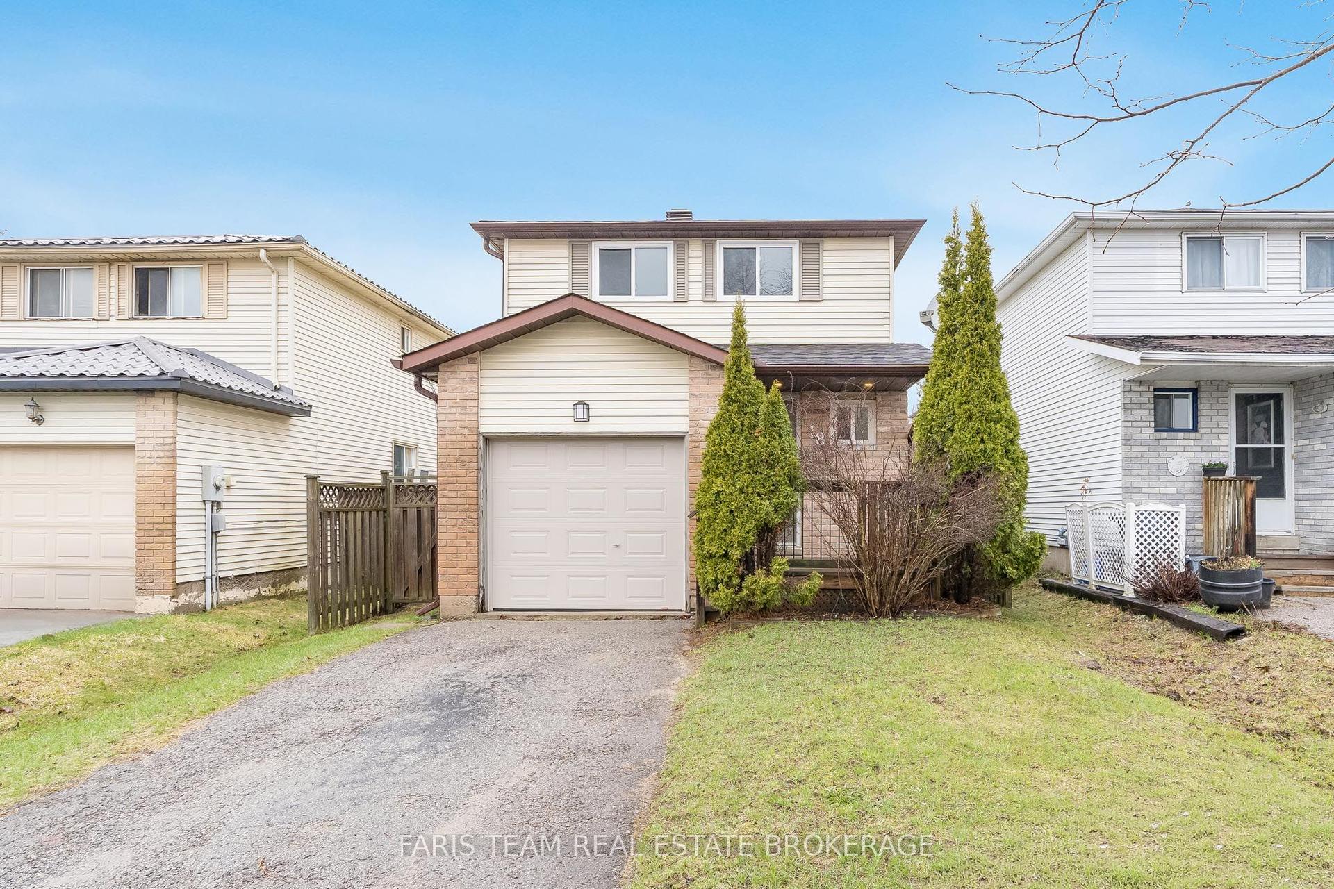 18 Argyle Road — photo 1