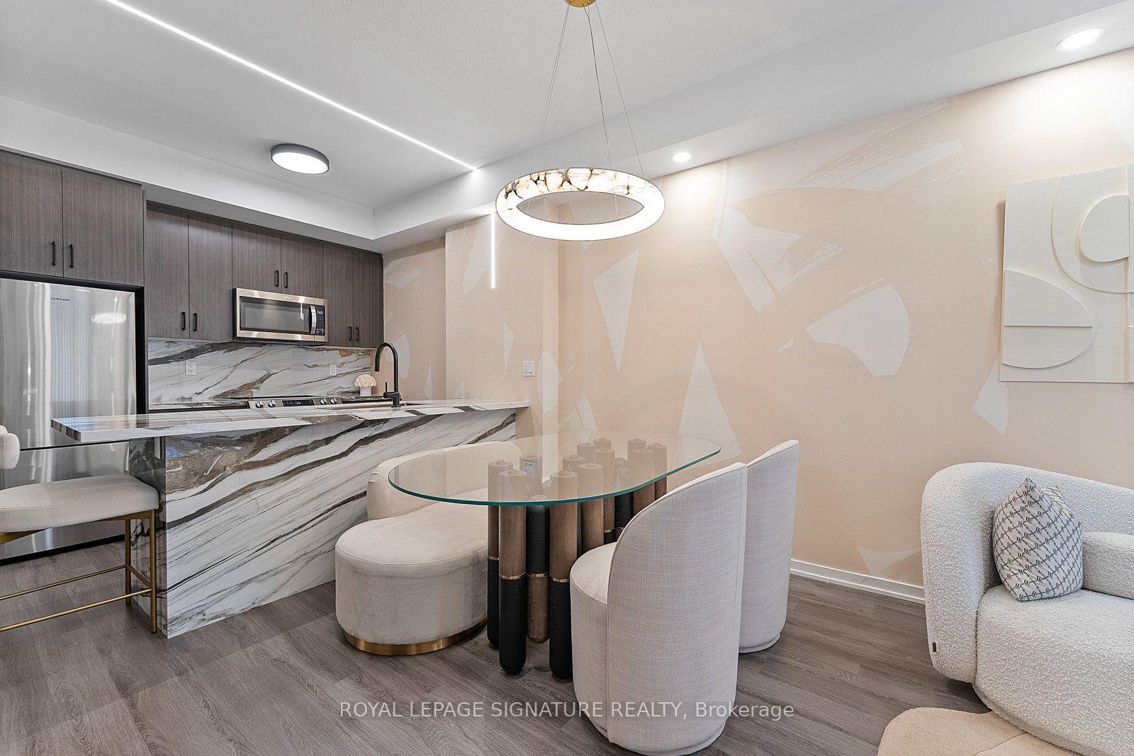 30 William Jackson Way TH114 #TH114 — photo 1