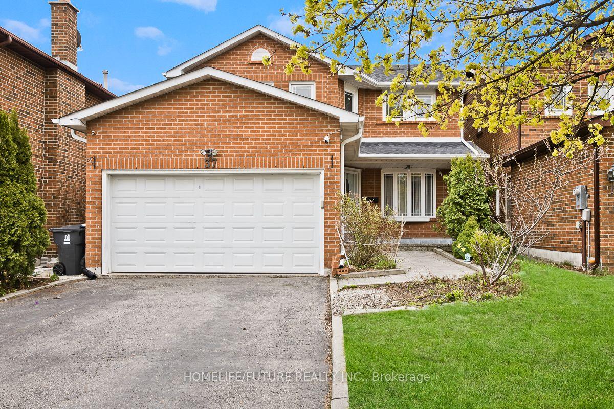 37 Tarsus Crescent — photo 1