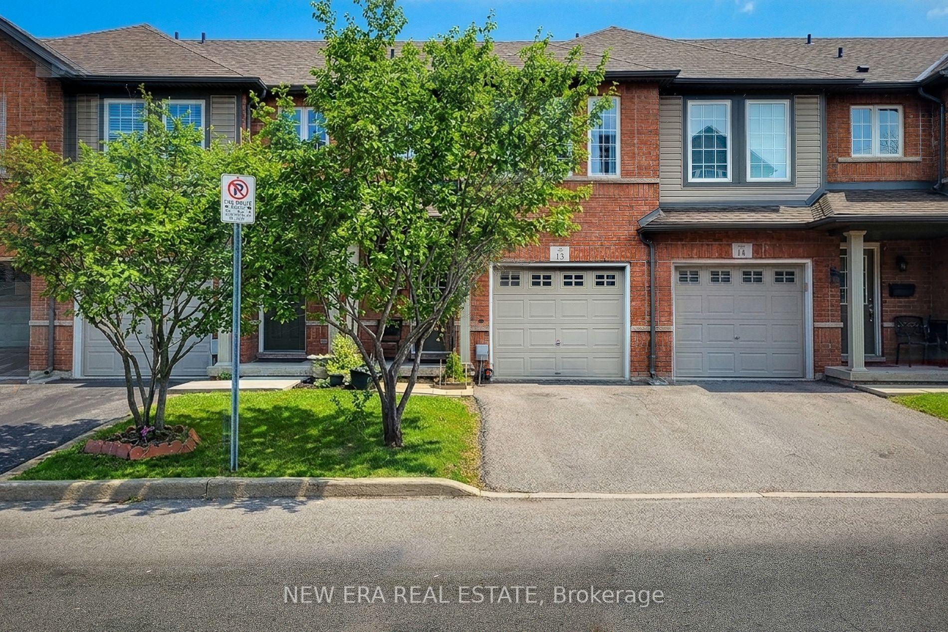 151 Green Road 13 #13, Hamilton — Condo Town for sale, photo 1