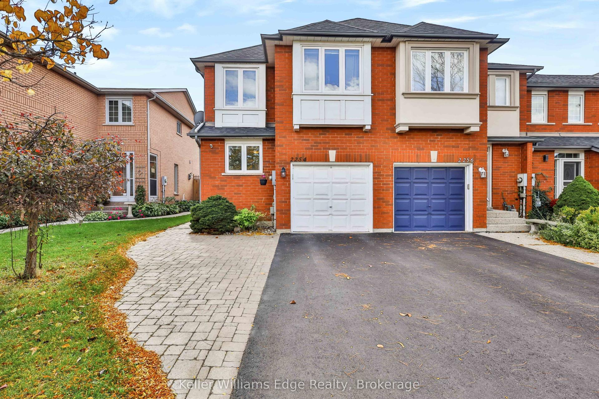 2254 Dale Ridge Drive, Oakville — Townhouse for sale, photo 1