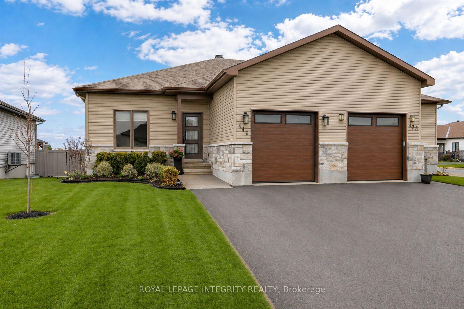 440 Arora Crescent — photo 1