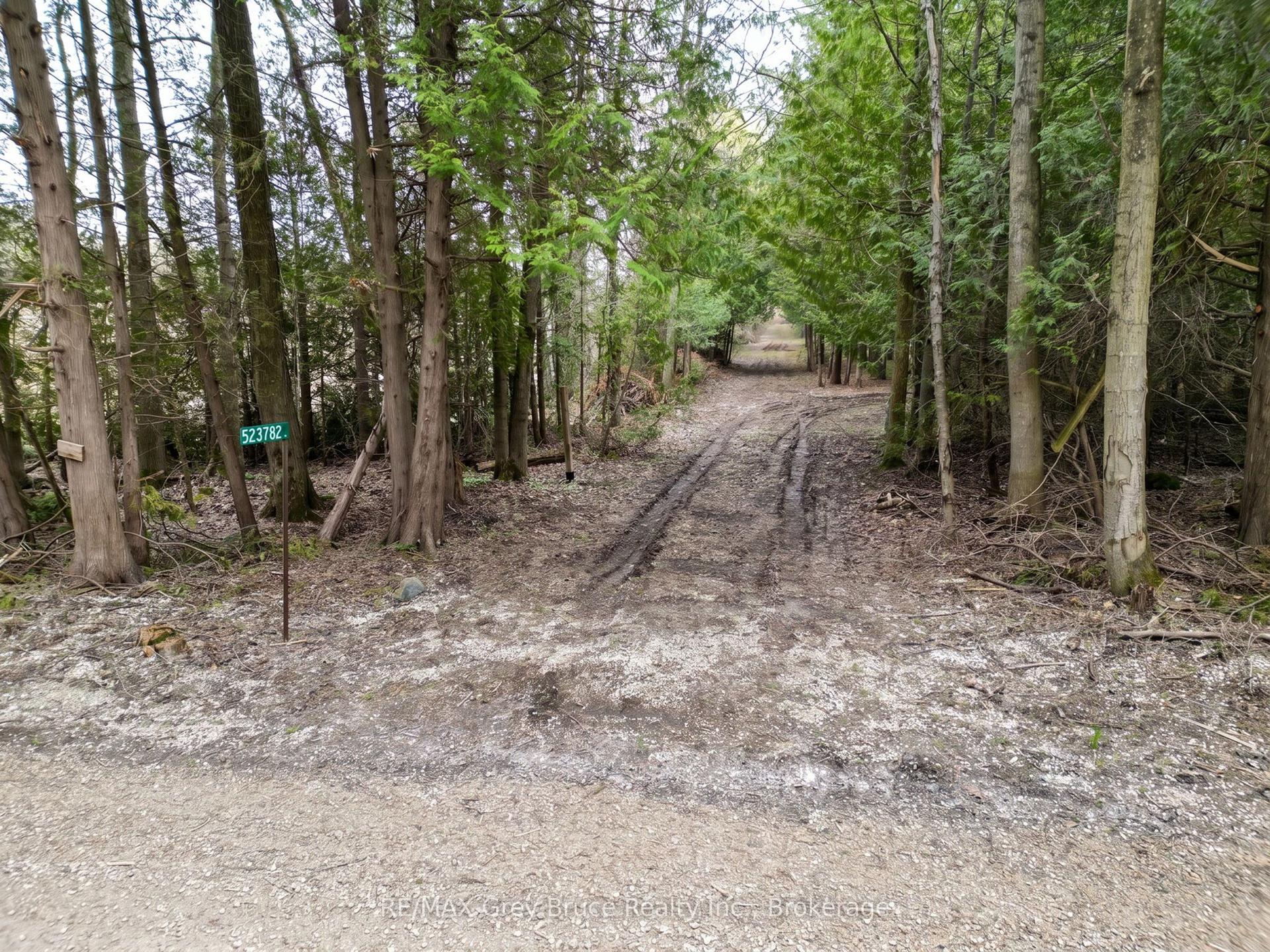 523782 Concession 12 Road, West Grey — Land for sale, photo 1
