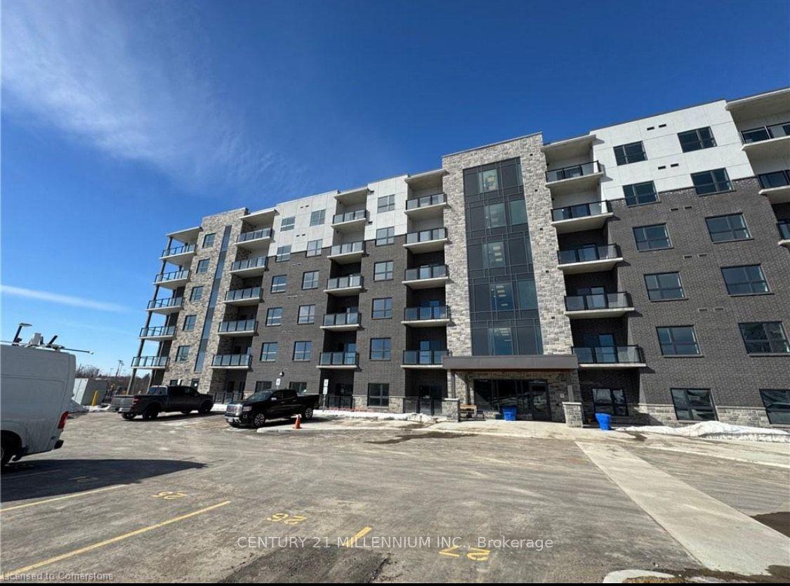 1000 Lackner Boulevard 304 #304, Kitchener — Condo for lease, photo 1