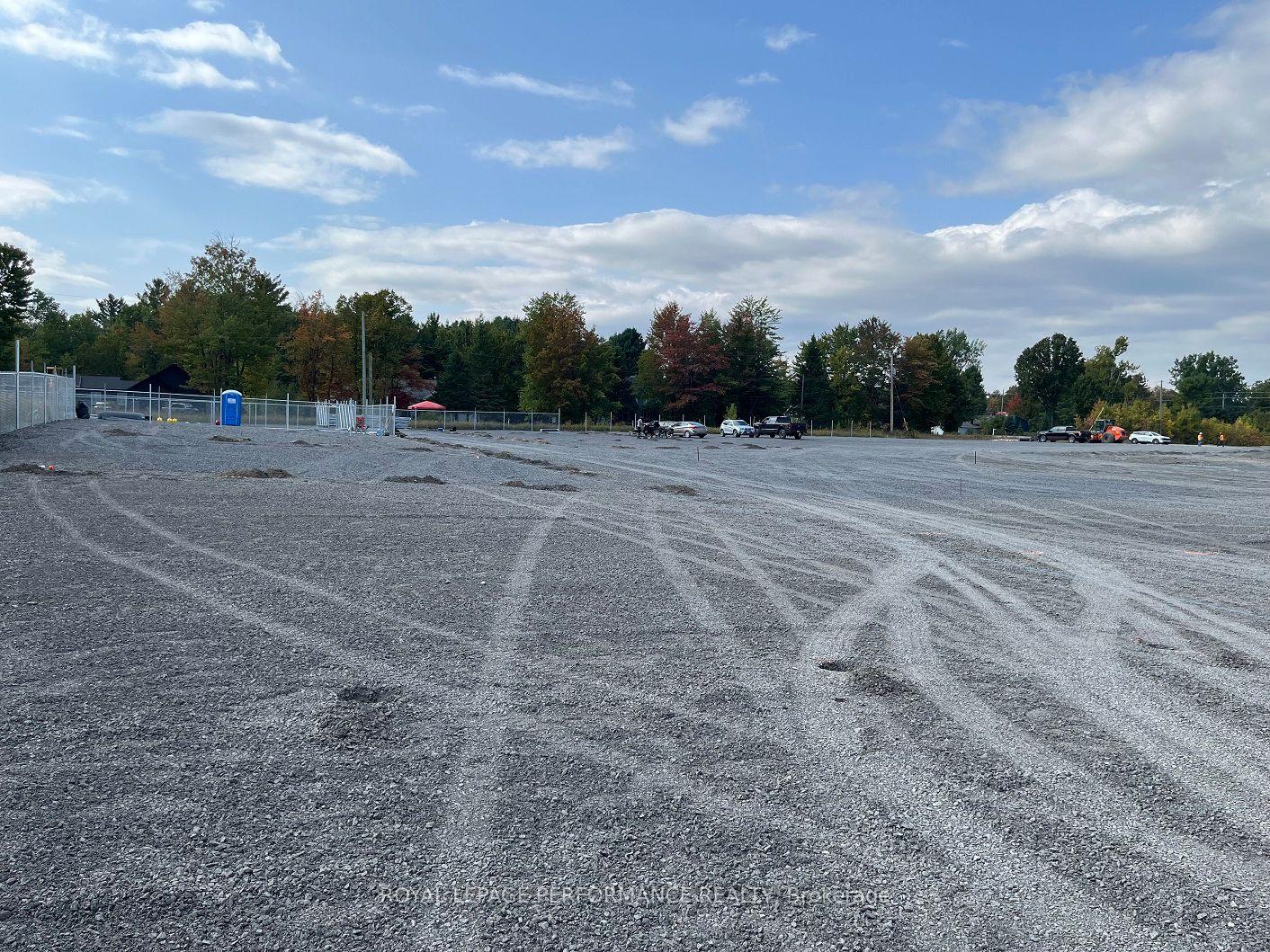 820 Summit Private, Clarence-Rockland — Commercial for sale, photo 1