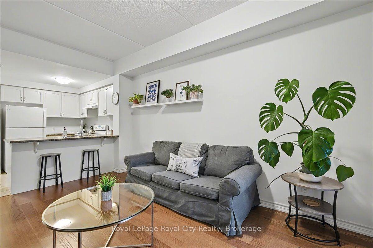 1284 Gordon Street 120 #120, Guelph — Condo for lease, photo 1