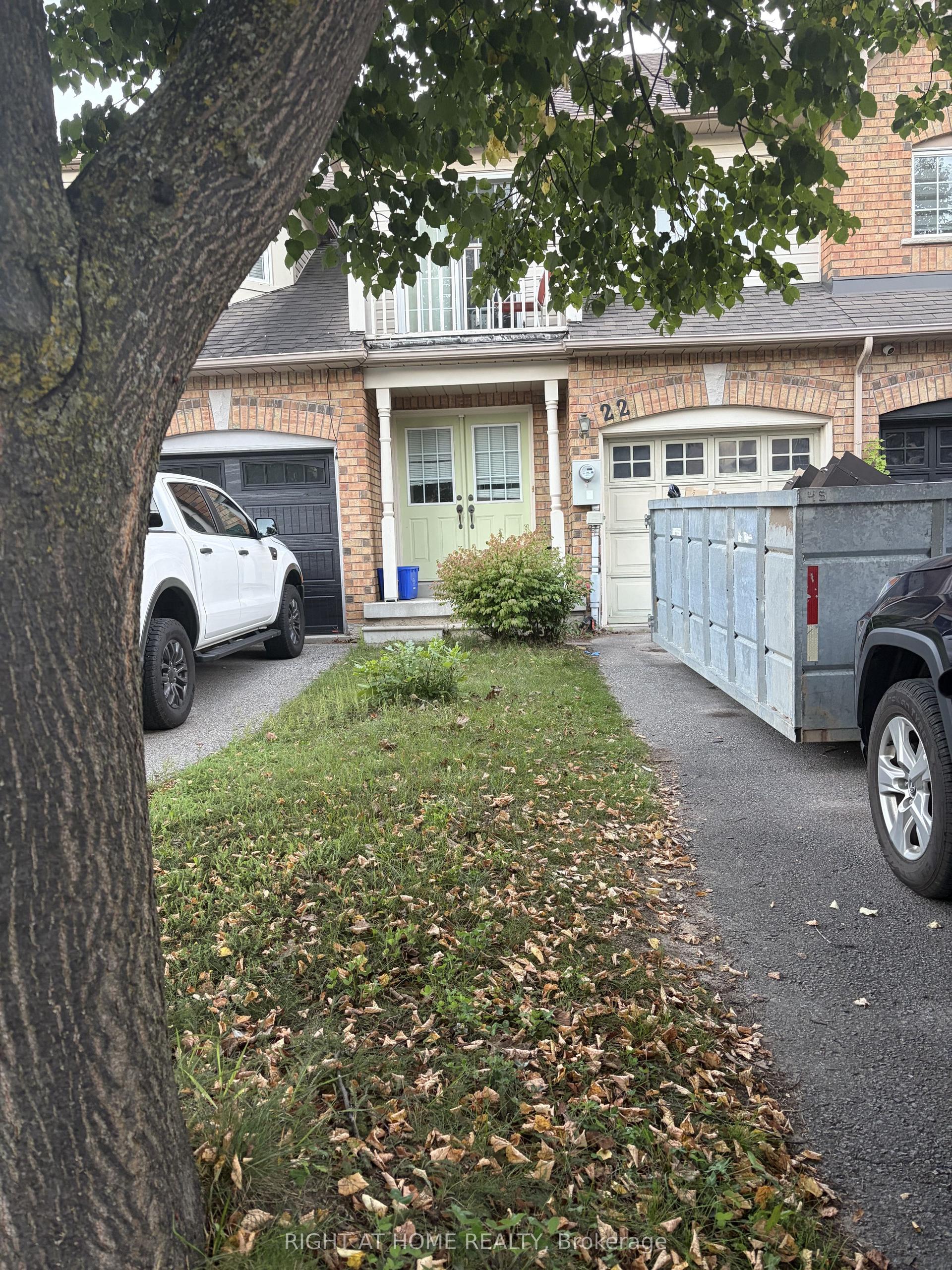 22 Harding Street, Halton Hills — Townhouse for sale, photo 1