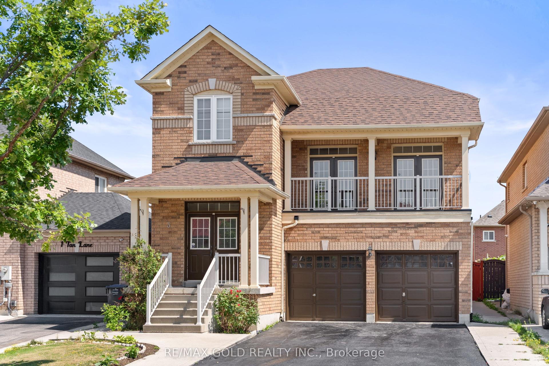 3 Tan Lane, Brampton — Detached for sale, photo 1