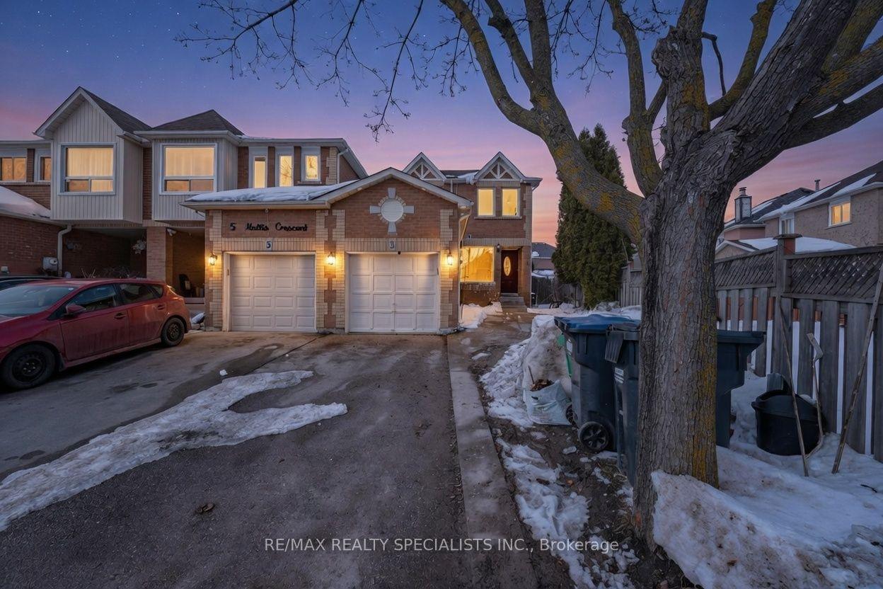 3 Mullis Crescent — photo 1