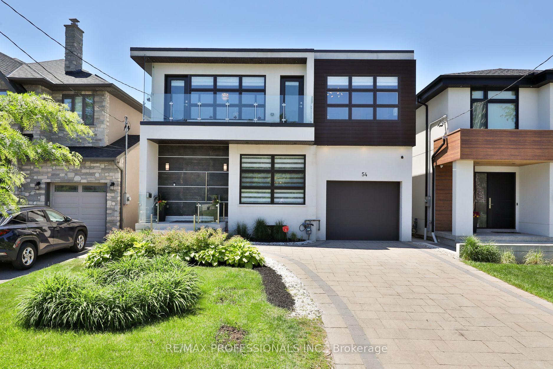 54 Renown Road — photo 1