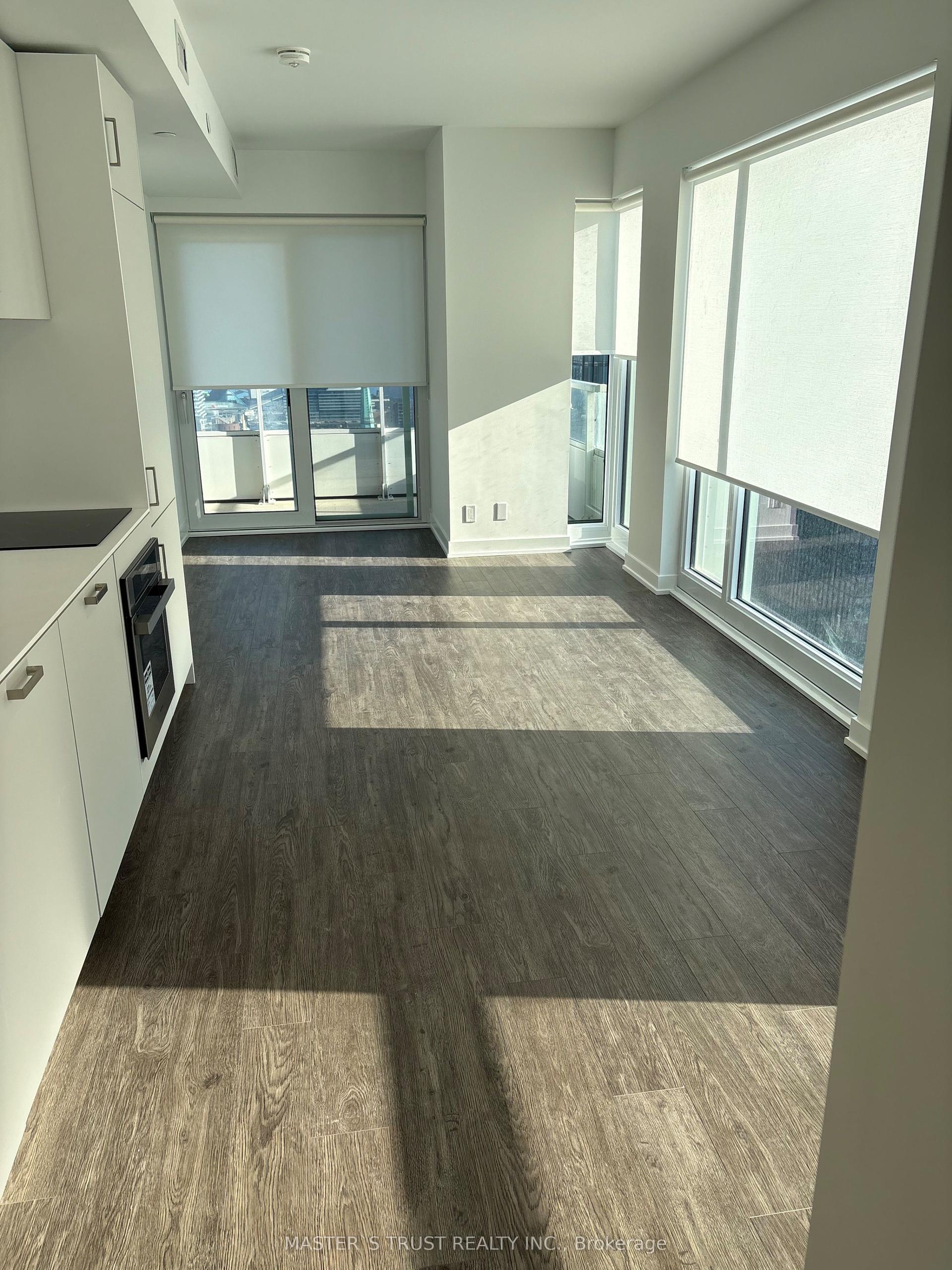 88 Queen Street E 3110 #3110, Toronto — Condo for lease, photo 1
