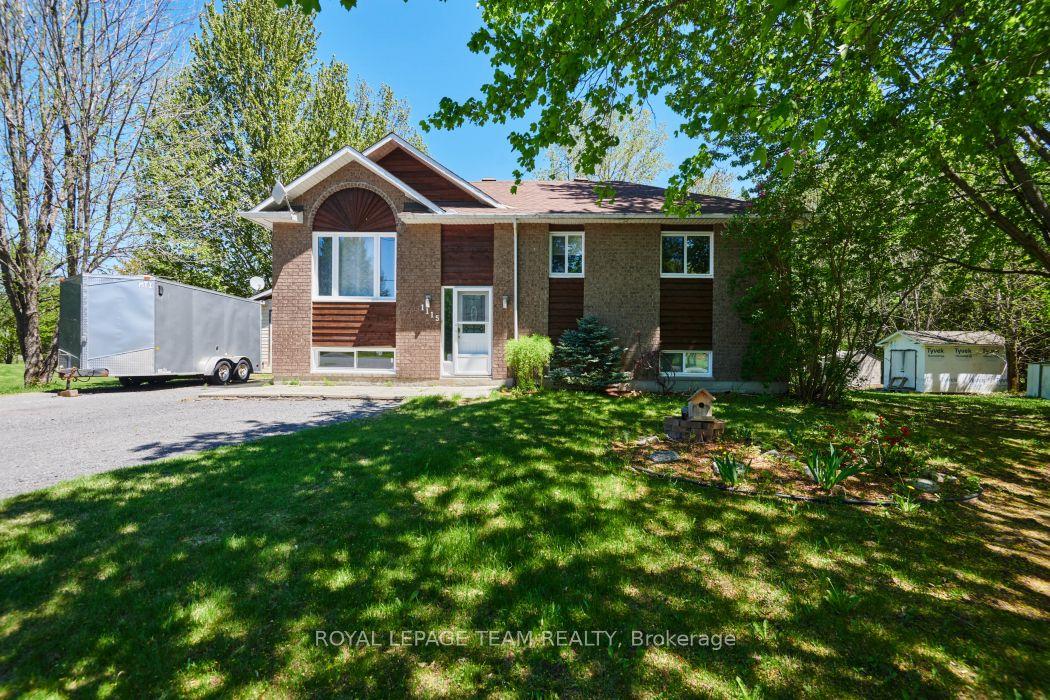1115 Des Cerisiers Street — photo 1