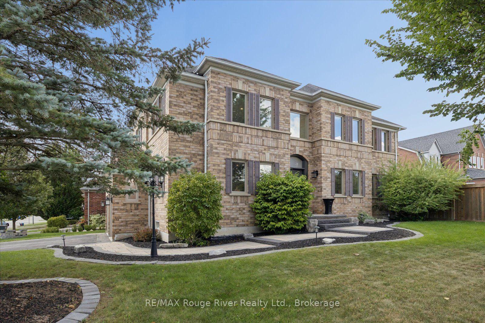 10 Windbreak Crescent, Whitby — Detached for sale, photo 1