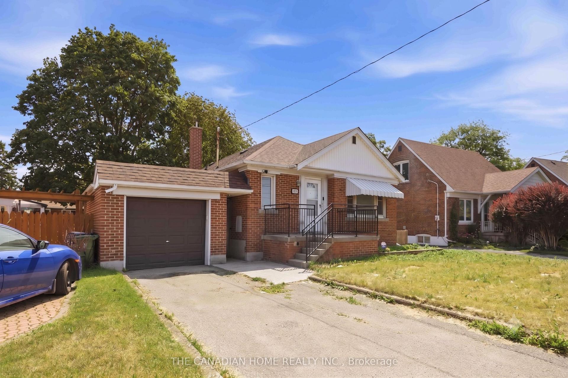 1373 Pharmacy Avenue, Toronto — Detached for sale, photo 1
