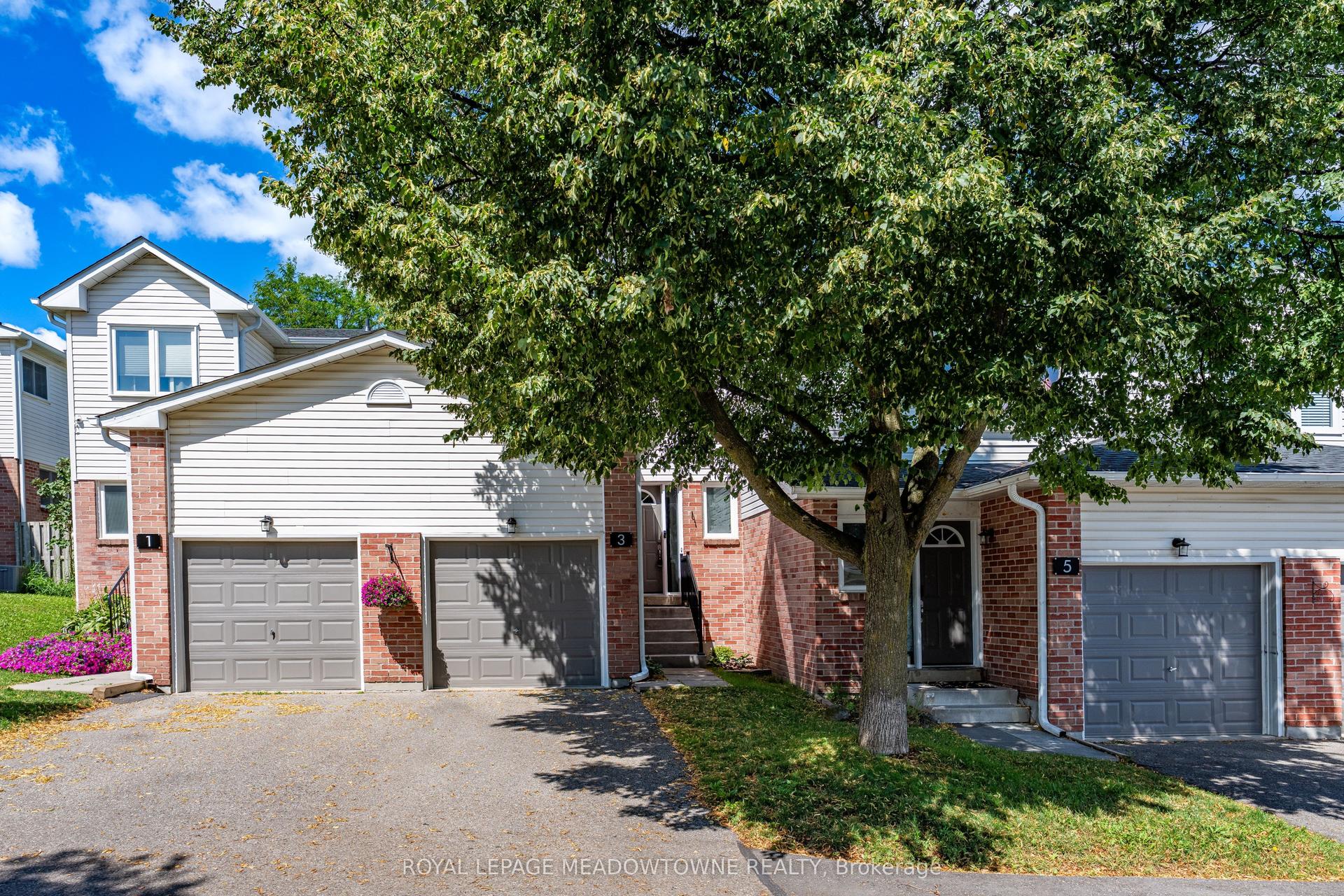 3 Brian Lane, Halton Hills — Condo Town for sale, photo 1