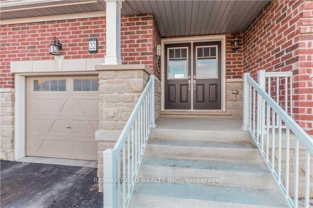 22 clinton Street, Brampton — Townhouse for sale, photo 1