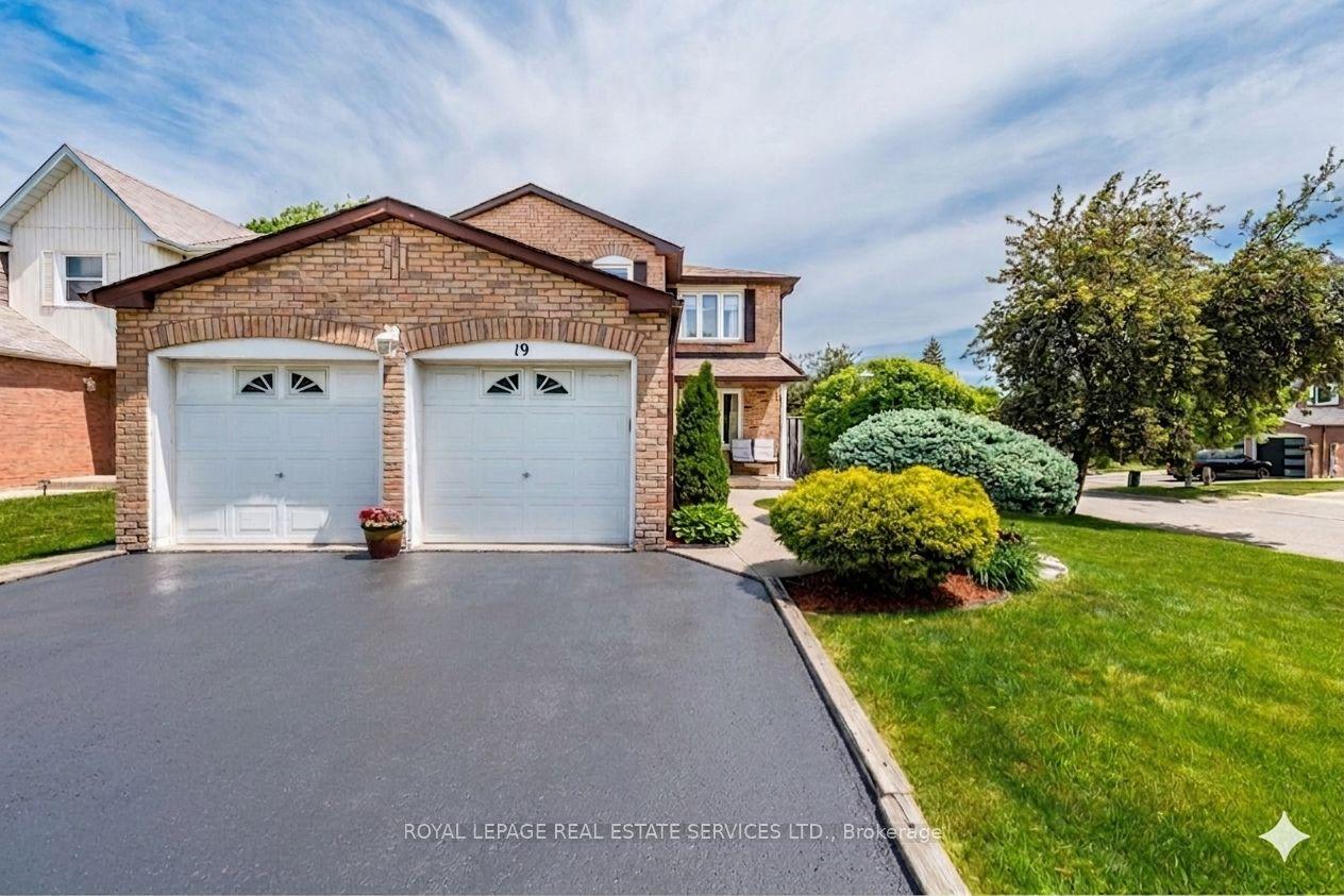 19 Newgreen Crescent, Brampton — Detached for sale, photo 1