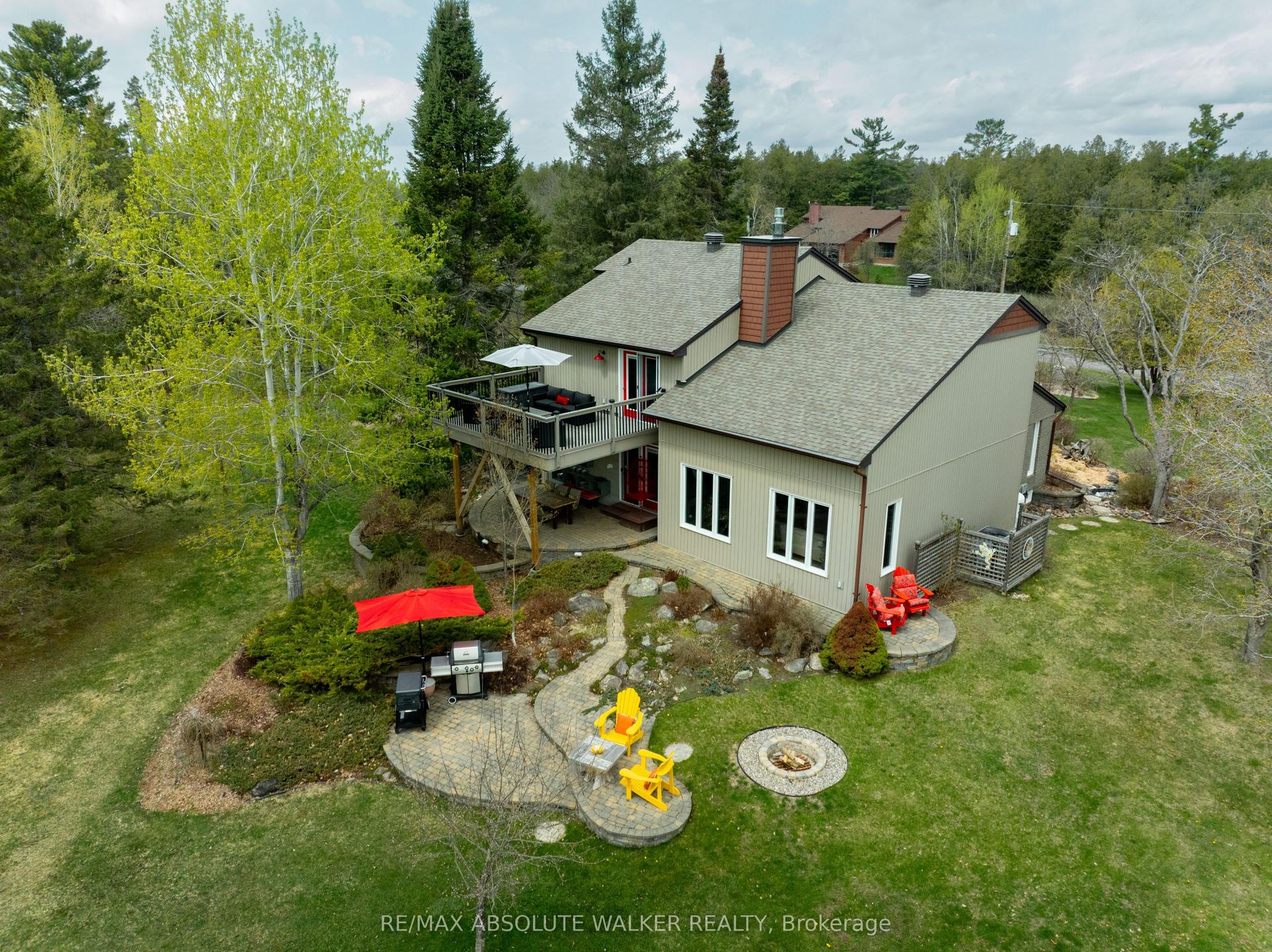 194 Wagon Drive — photo 1