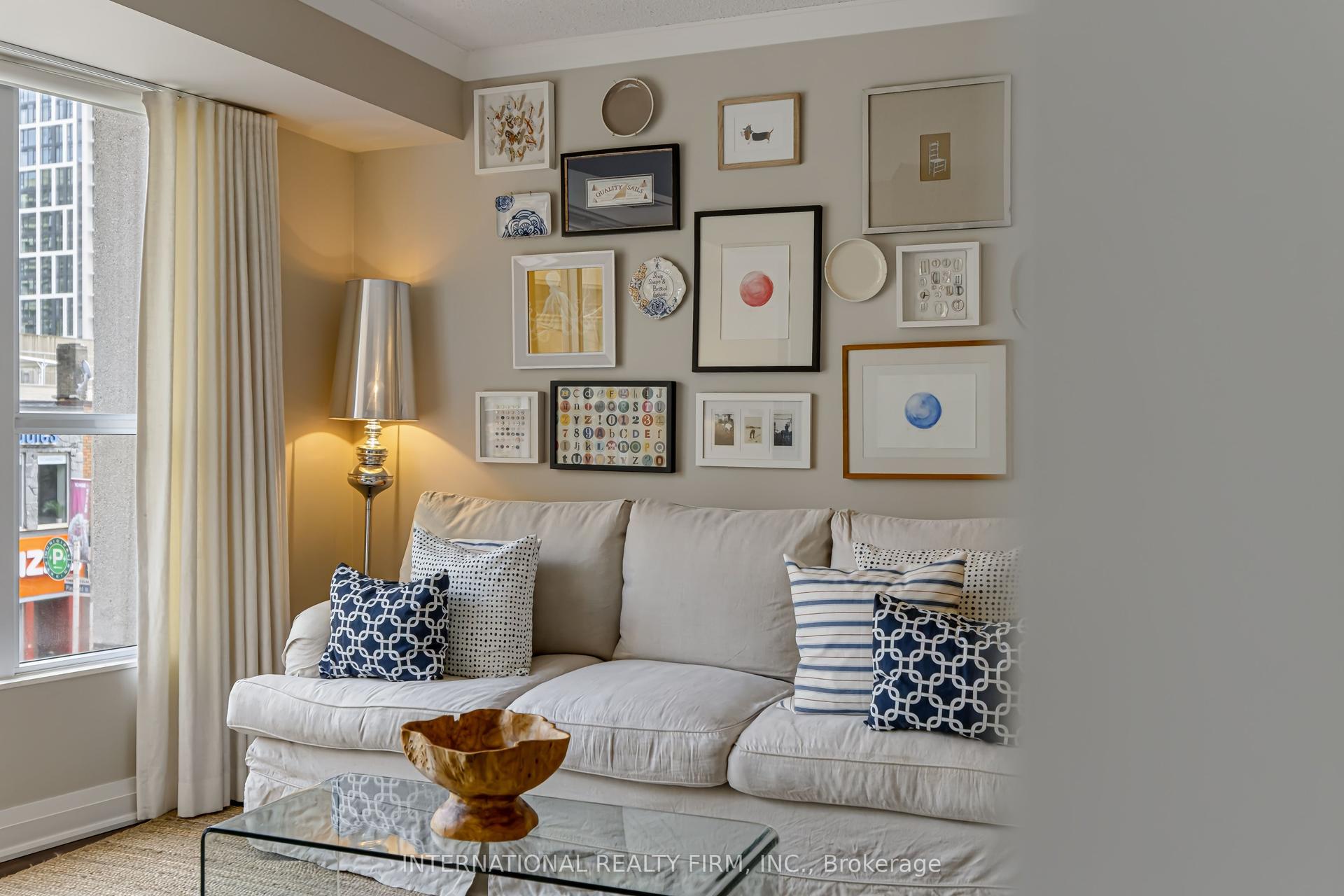 1430 Yonge Street 204 #204, Toronto — Condo for sale, photo 1
