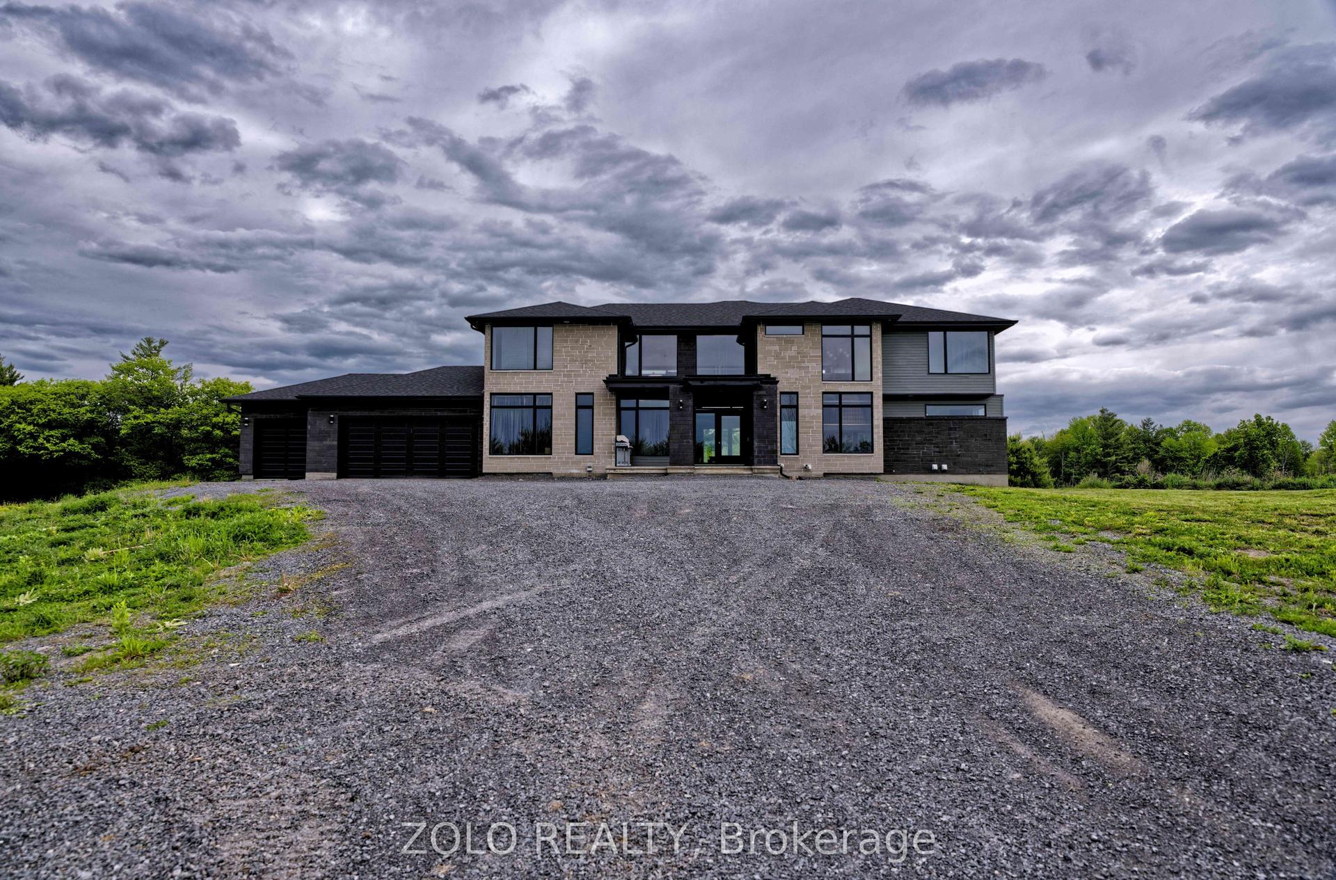 3230 Greenland Road — photo 1