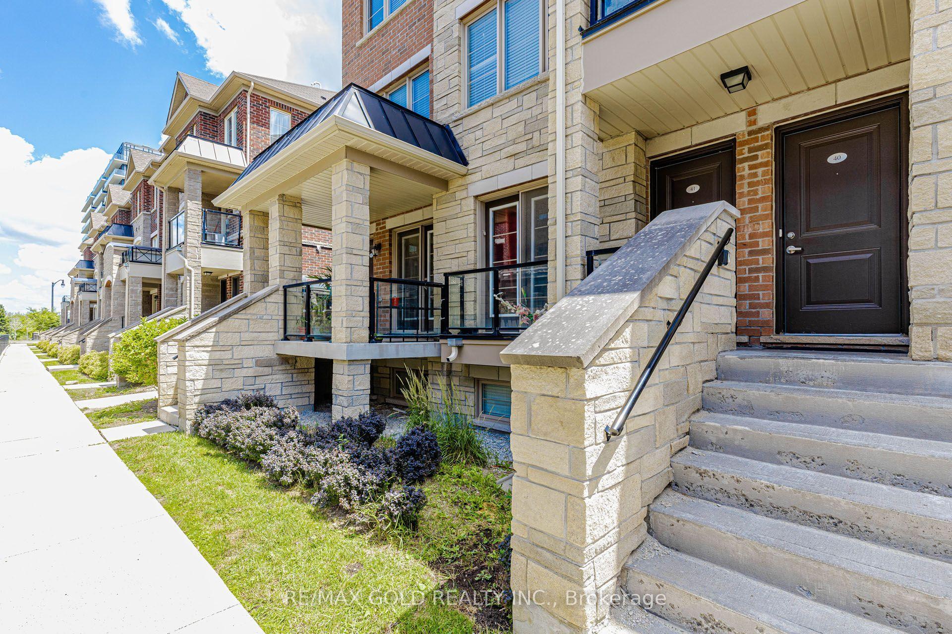 200 Veterans Drive # 40 ## 40, Brampton — Condo Town for sale, photo 1