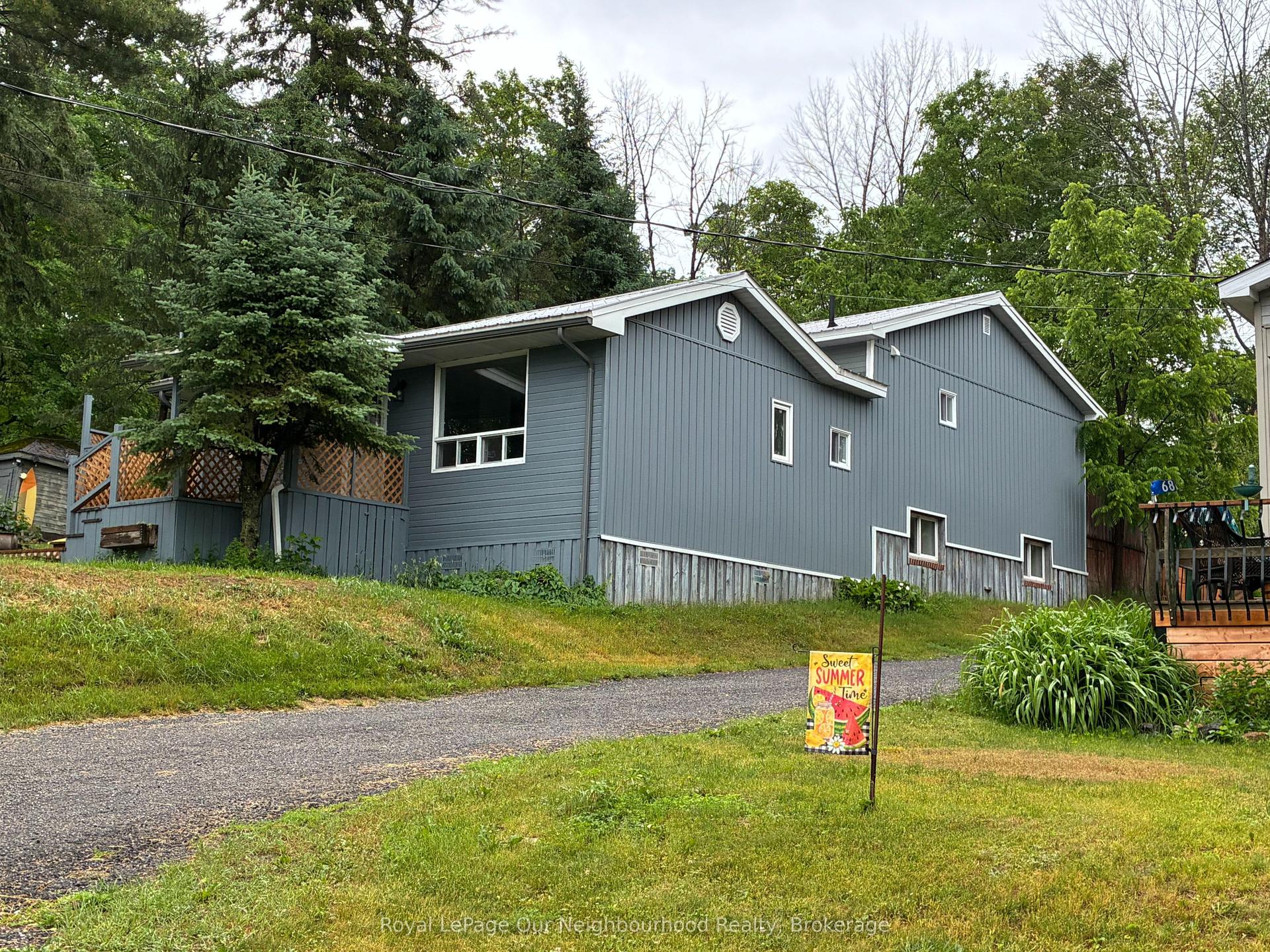 72 Lakeshore Road — photo 1